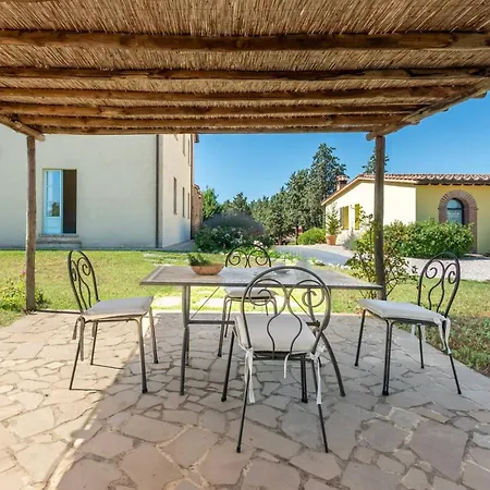 Cipresso-cignella In Tuscany